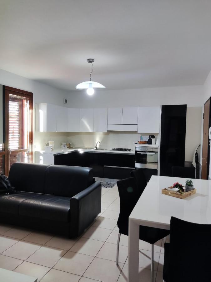 Vico Stazione Apartment Uta Экстерьер фото