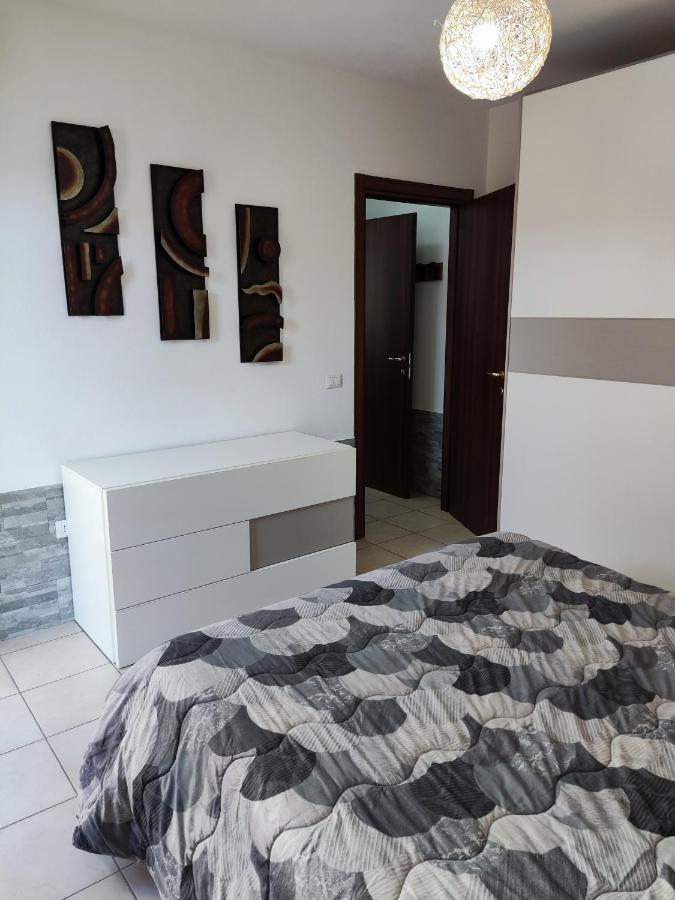 Vico Stazione Apartment Uta Экстерьер фото